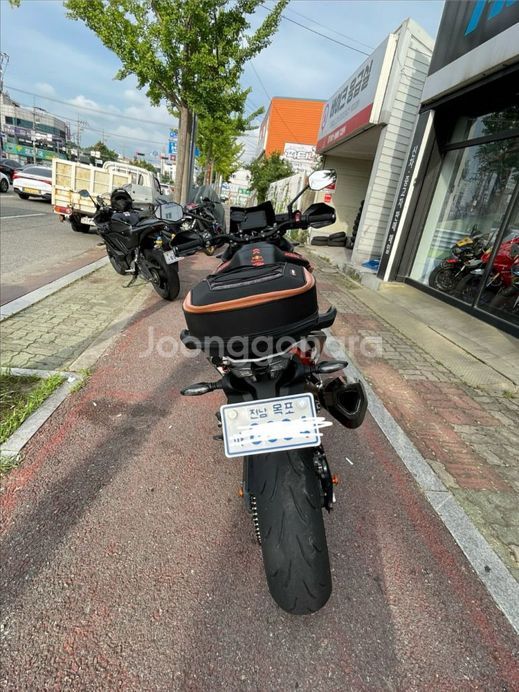 상태 좋은 KTM 890 SMT 판매합니다!(대리판매)--3