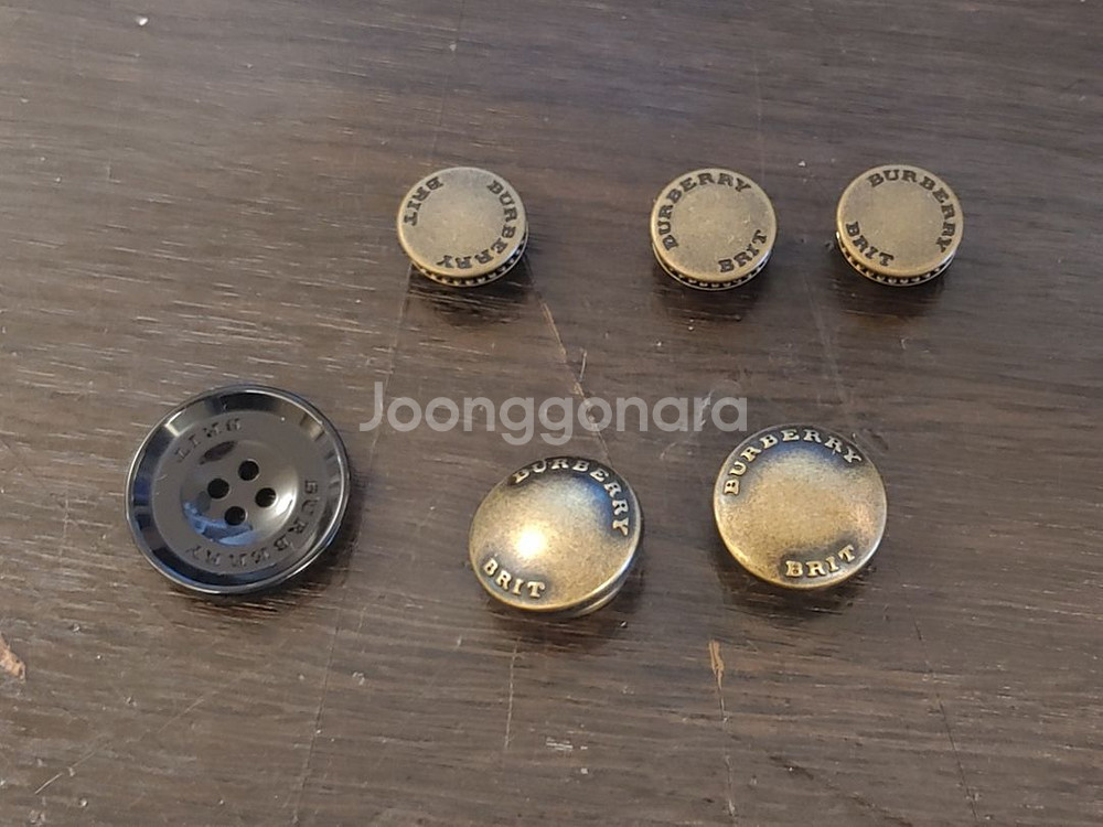 버버리 브릿 단추 6종 (일괄)--0