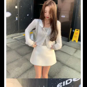 시예 코코가디건 / 타낫 릴리코츠 더바넷 온드민