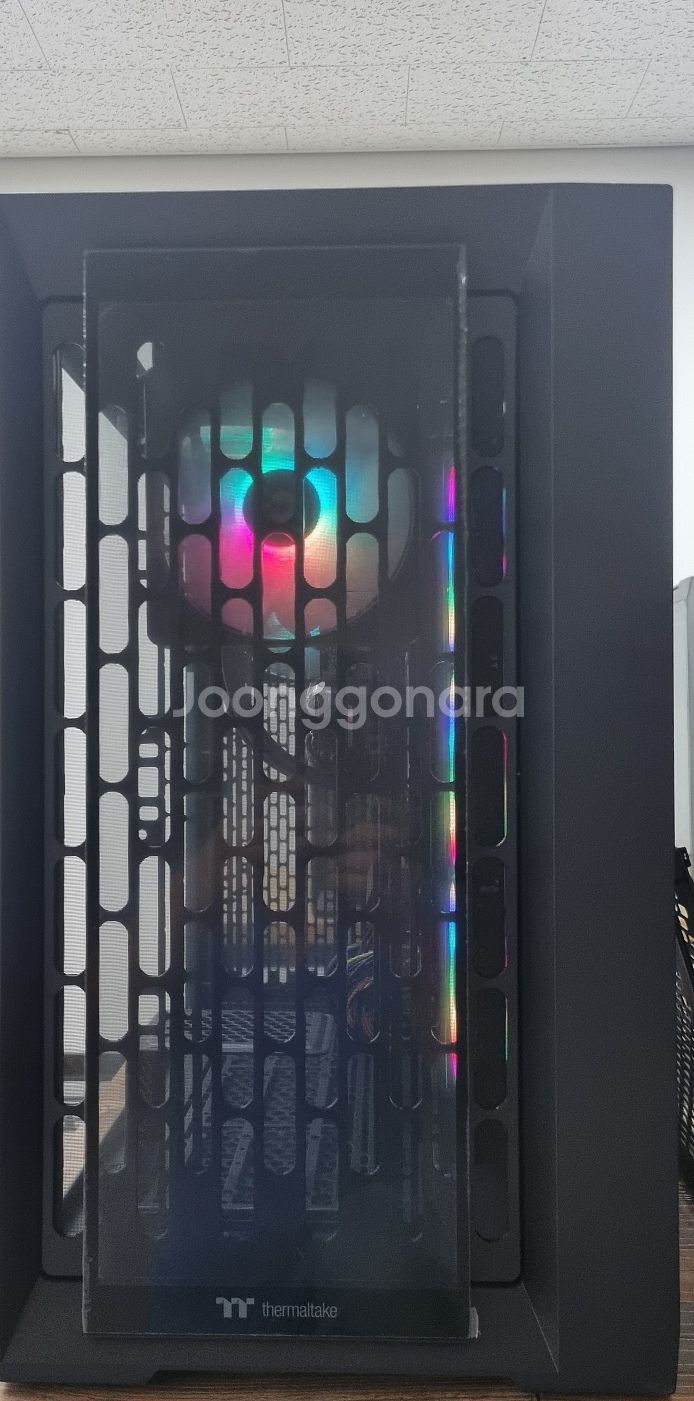 AMD쓰레드리퍼PRO5975wx32코어64쓰레드 본체--1