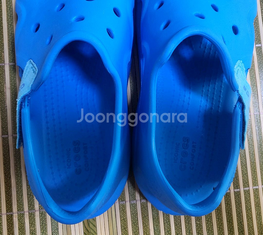 크록스 J3 (220)--2