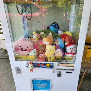 인형뽑기계 팝니다요