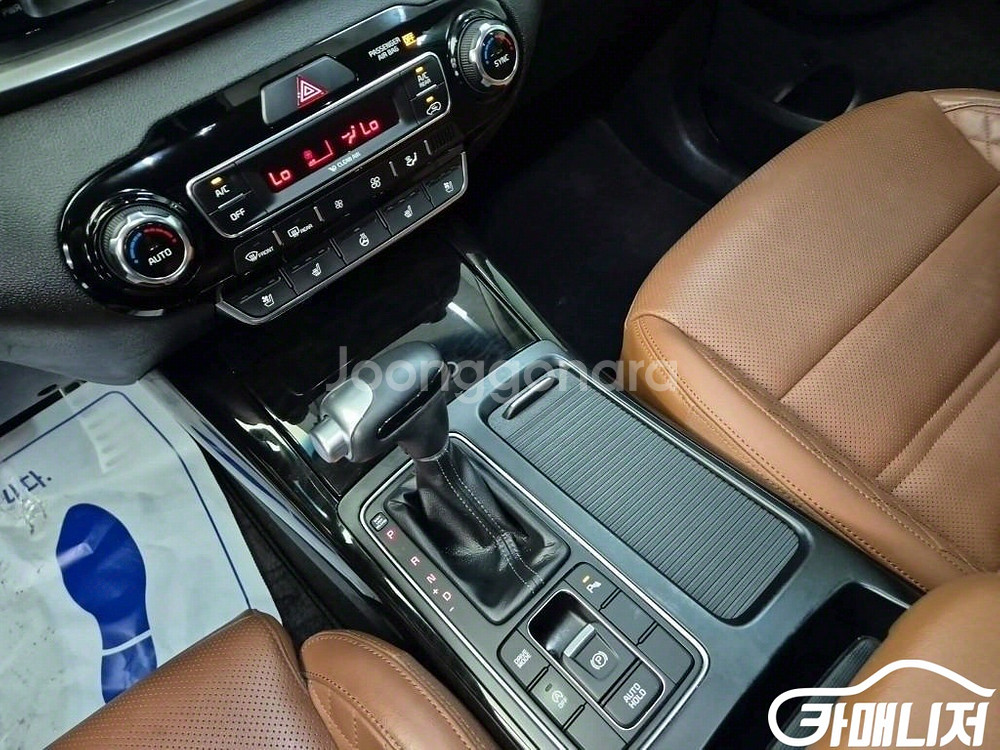 [기아]더 뉴 쏘렌토 디젤 2.0 2WD 노블레스 (7--7