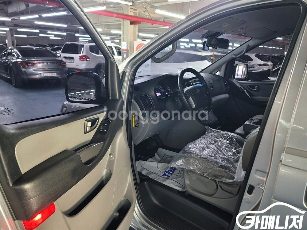 [현대]더 뉴 그랜드 스타렉스 2WD 밴 3인승 스마트--6