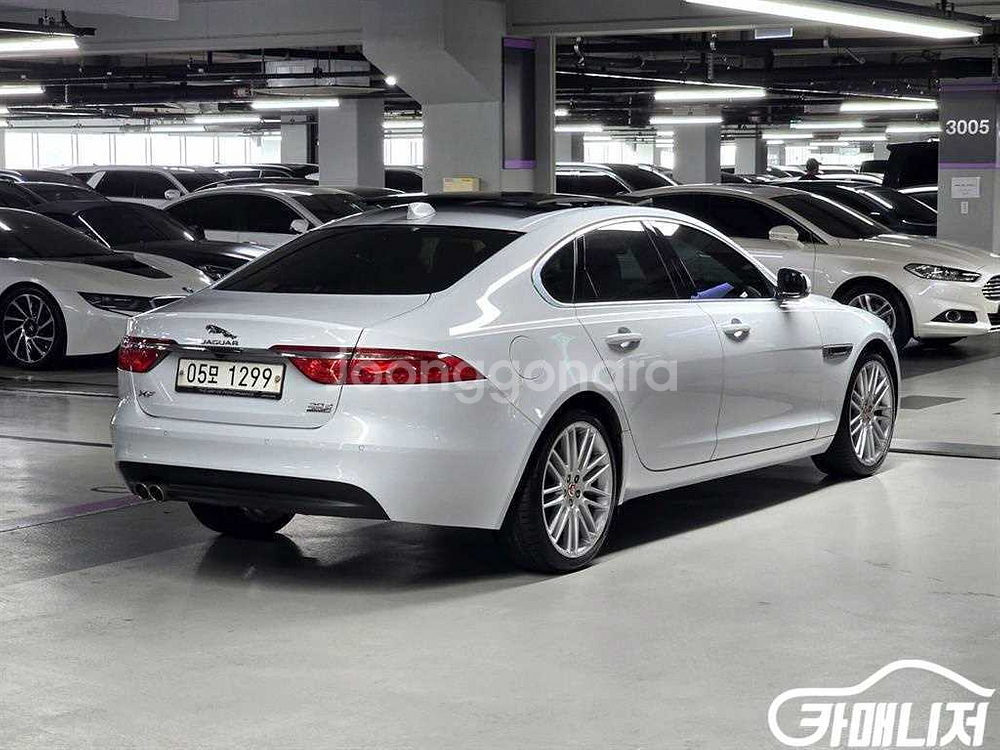 [재규어]XF(X260) 2.0D 포트폴리오 AWD (--1