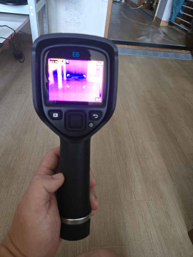 플리어 열화상 카메라 E6XT 판매합니다. 이미지