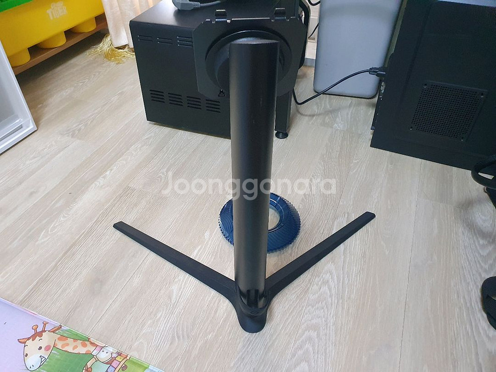 삼성 32인치 S32CG510EK 스탠드--1