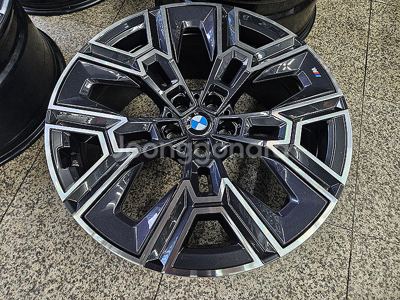 BMW G60 5시리즈 939M 정품 20인치 휠셋트--3