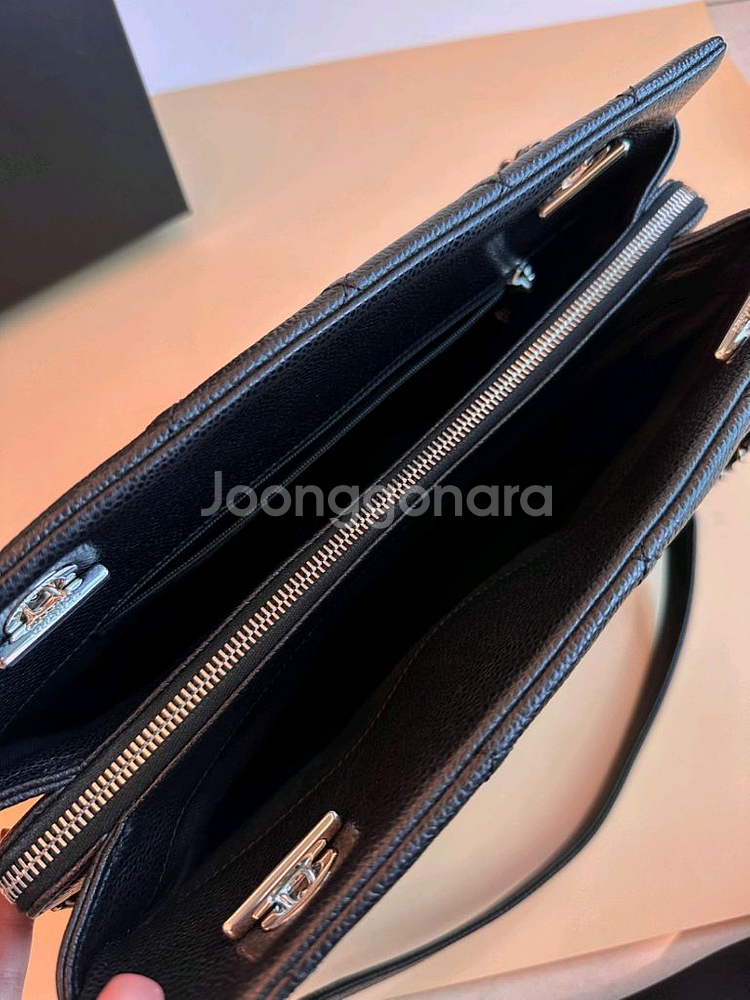 샤넬캐비어 그랜드샤핑 토트백(GST)블랙금장/19번대--8