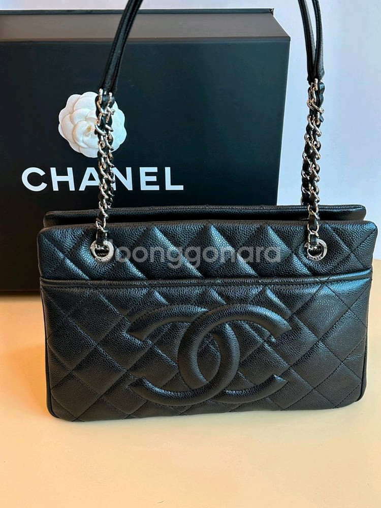 샤넬캐비어 그랜드샤핑 토트백(GST)블랙금장/19번대--6