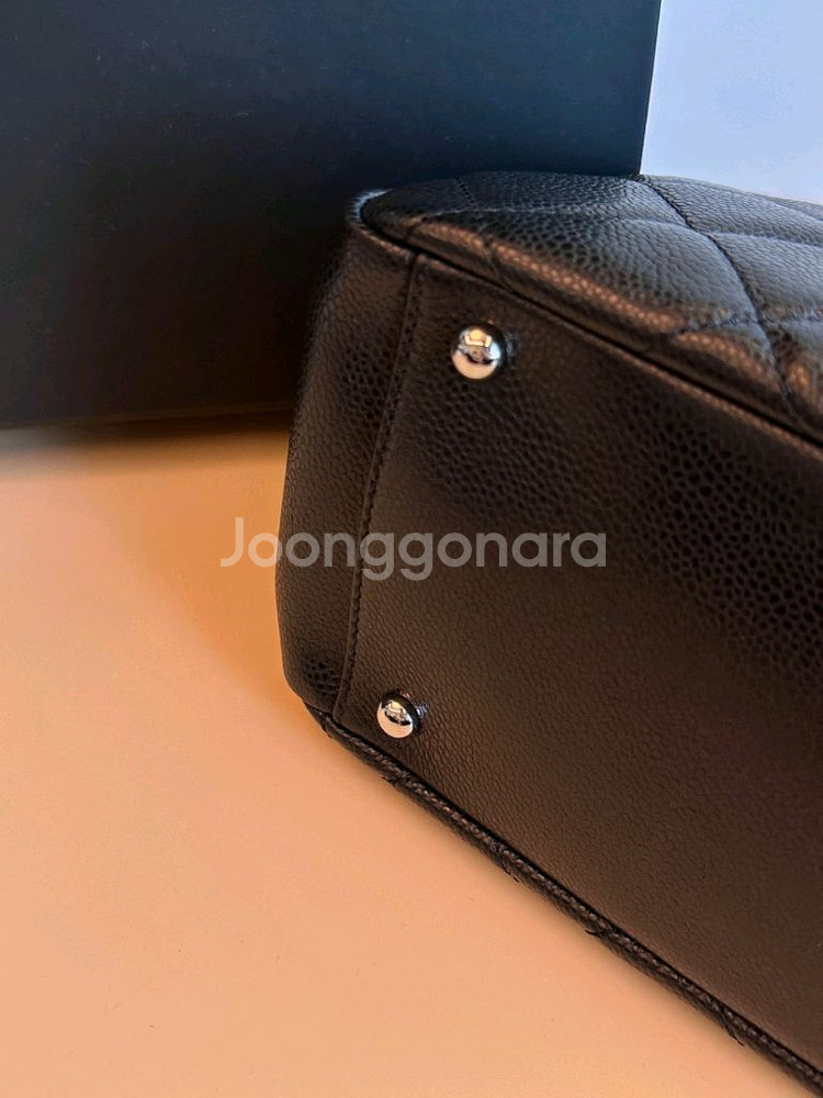 샤넬캐비어 그랜드샤핑 토트백(GST)블랙금장/19번대--7
