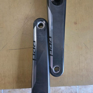 스램레드 크랭크암D1 170mm 팝니다
