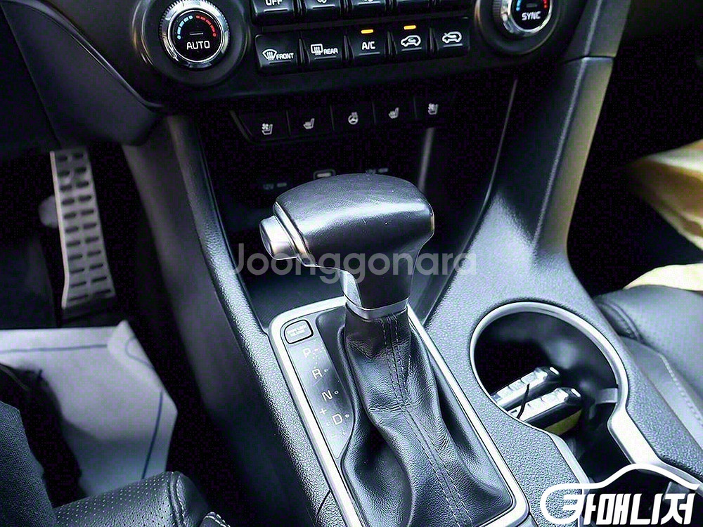 [기아]스포티지 더 볼드 1.6 디젤 2WD 프레스티지--6