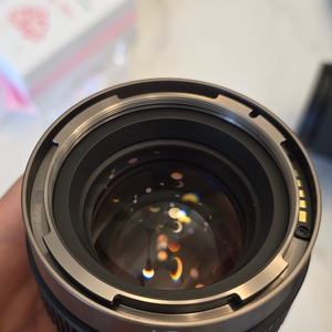 삼양 v-af렌즈 75mm 1.9f 팝니다