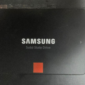 삼성 860pro 512g 팝니다 sata ssd