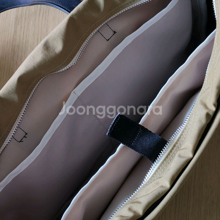 17인치 코듀라 소재 숄더백--5