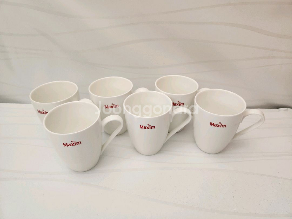맥심 머그잔 6개--1