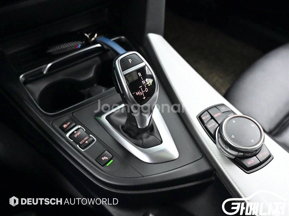 [BMW]3시리즈 (F30) 320d M 스포츠 #앱특--8