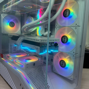 9800X3D 9070XT 초고사양 게이밍컴퓨터 초급처