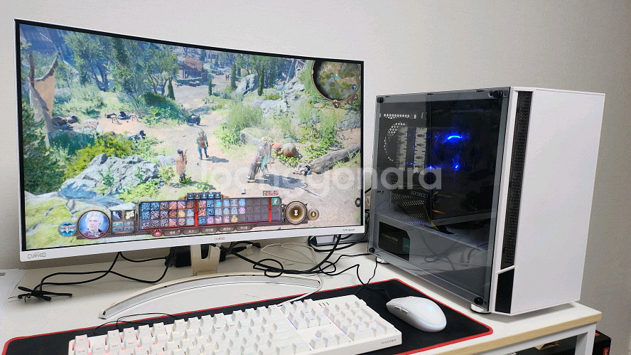 인텔 i7 8700/게이밍 PC+모니터 풀셋--1