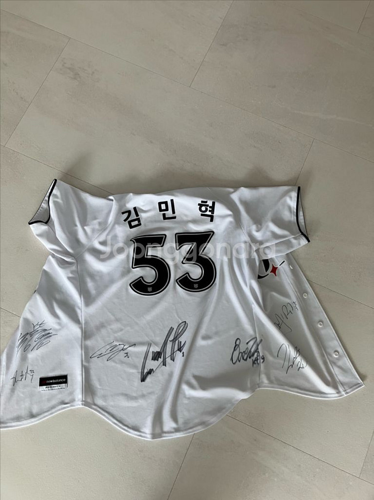 2024케이티 위즈 유니폼 (홈)(유명선수싸인)--0