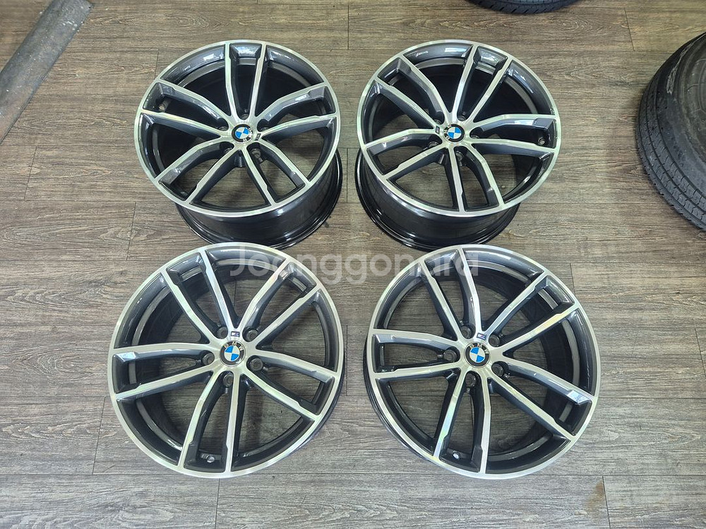 BMW G30 5시리즈 662M 순정 18인치--0