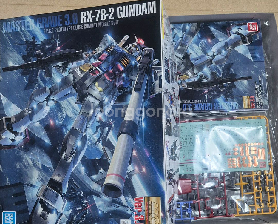 MG RX-78-2 퍼스트 건담 3.0(미조립)--0