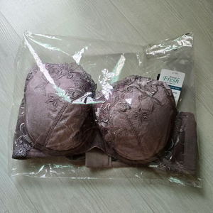 비너스 블랙 라벨 패드 브라 85D(새상품)