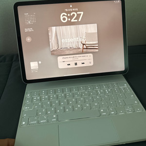 아이패드 프로 11 3세대 M1 128G + 정품키보드