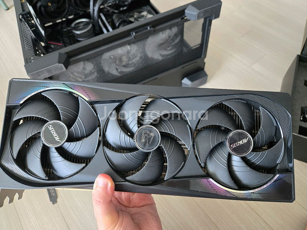 기가바이트 5070ti 어로스 마스터 판매--2