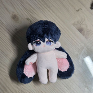 플레이브 예준 인형