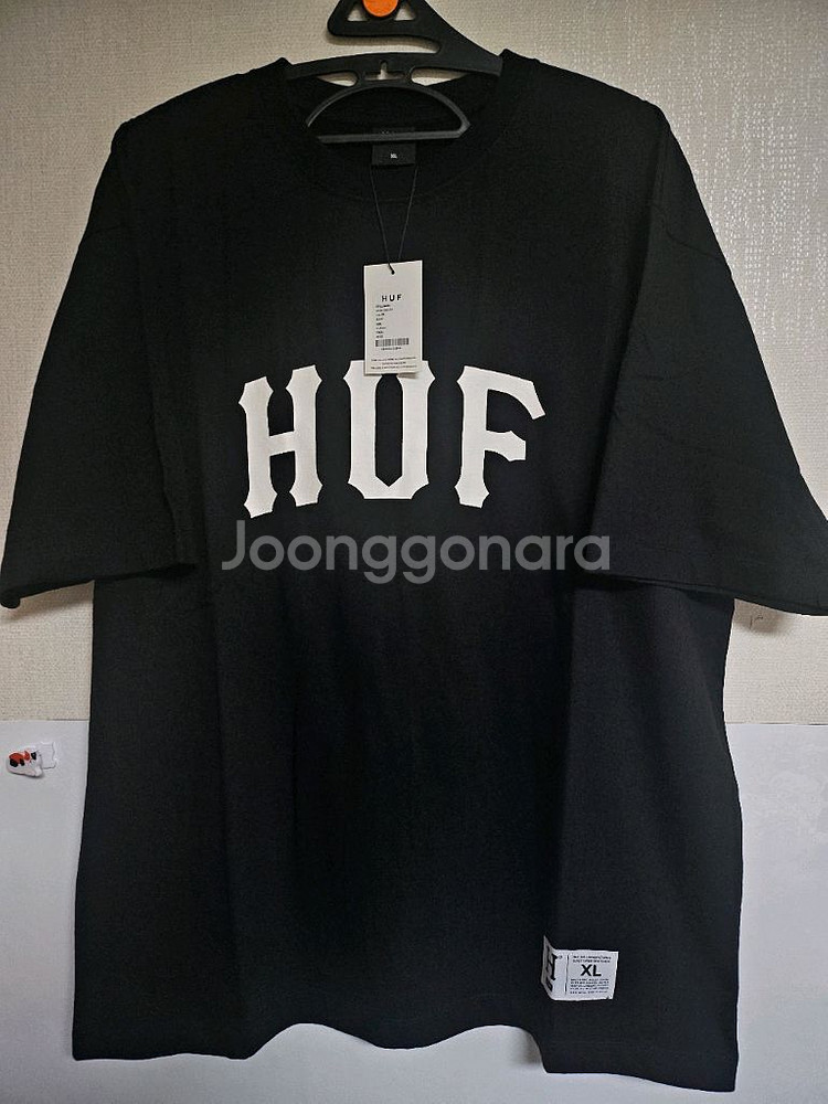 HUF 티셔츠--0