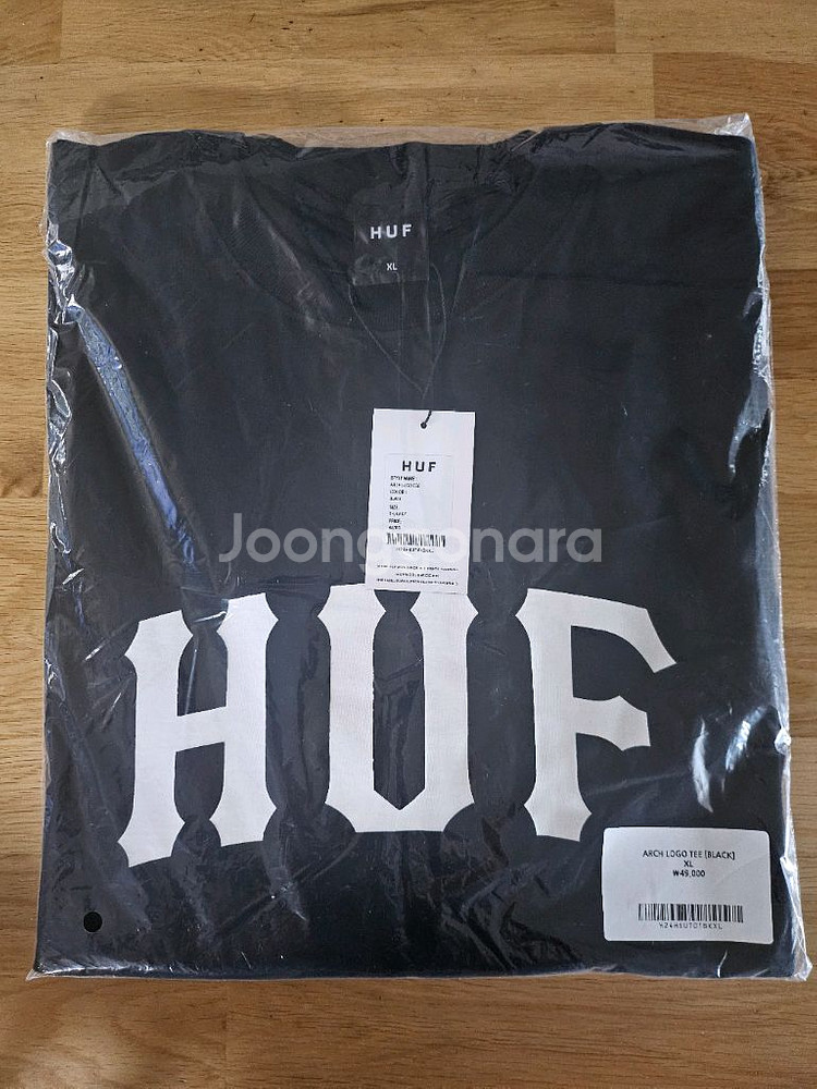 HUF 티셔츠--1