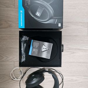 젠하이저 hd569