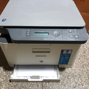 삼성 SL-C563W 컬러복합기 팝니다.