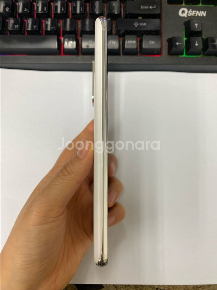 SK 갤럭시S20FE 화이트 외관깔끔 128G 잔상폰--5