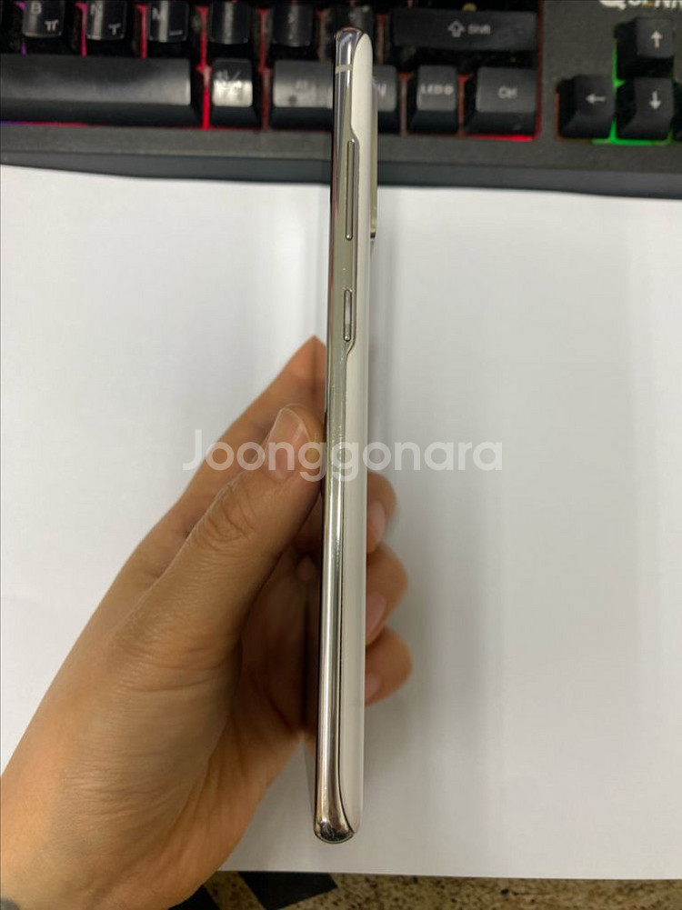 SK 갤럭시S20FE 화이트 외관깔끔 128G 잔상폰--6