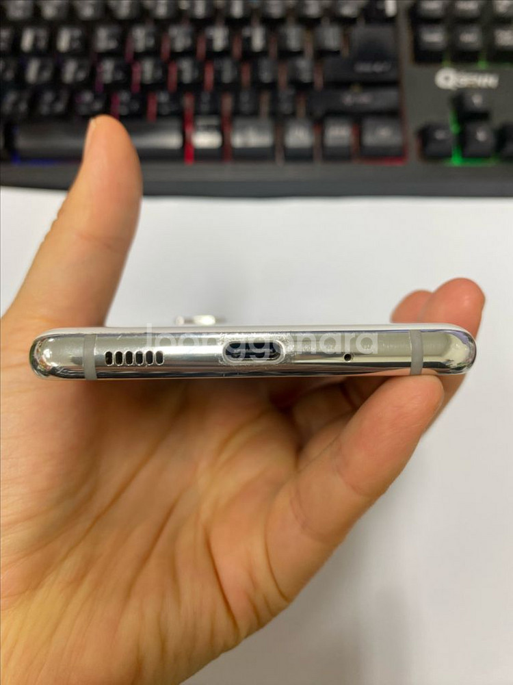 SK 갤럭시S20FE 화이트 외관깔끔 128G 잔상폰--7