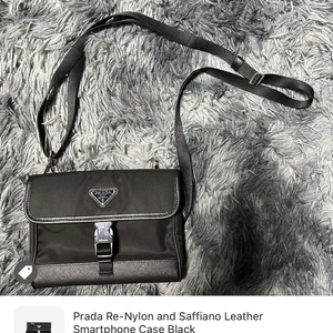 프라다 리나일론 스마트폰 케이스백