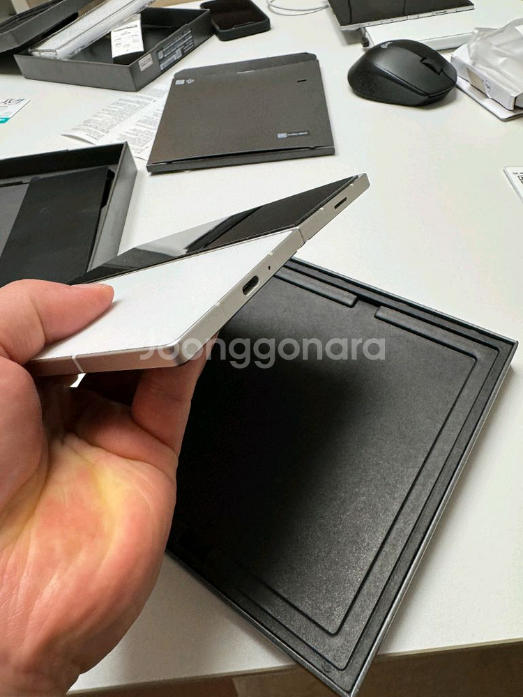 갤럭시 폴드6 자급제 512gb 화이트--9