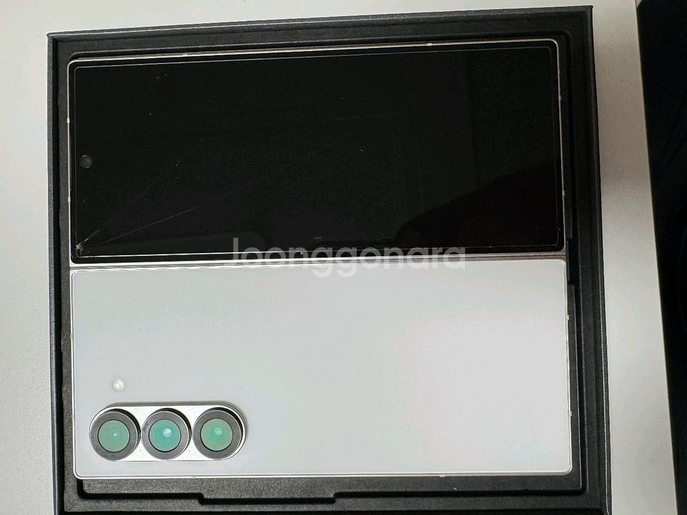 갤럭시 폴드6 자급제 512gb 화이트--10