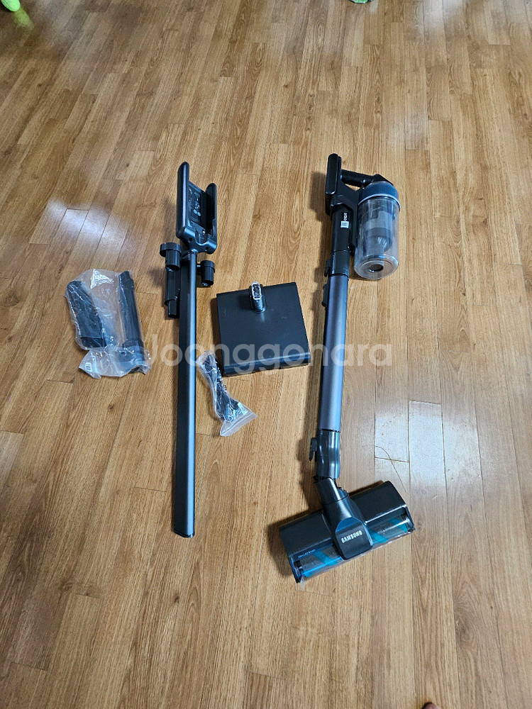 40만구입 삼성무선 제트 청소기입니다 한번사용 새제품--0
