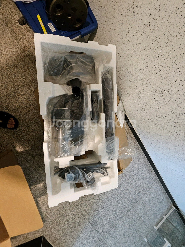 40만구입 삼성무선 제트 청소기입니다 한번사용 새제품--2