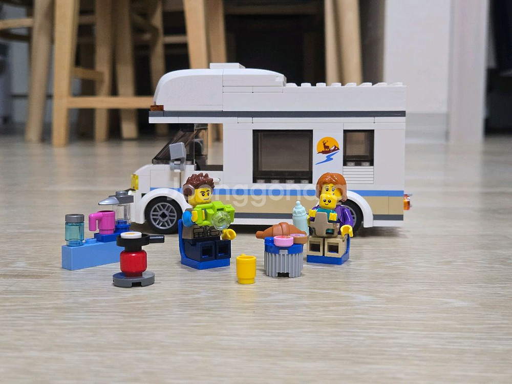 (중고) 레고 시티 60283 휴가용 캠핑밴--1