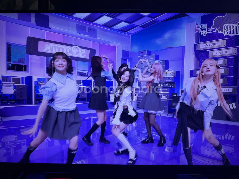 알파스캔 AGON 324UX UHD 144 무결점--0