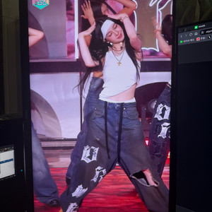 MSI 323UPF 4K IPS HDR600 무결점
