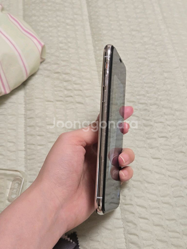 아이폰xs 실버 64GB 카메라무음--8