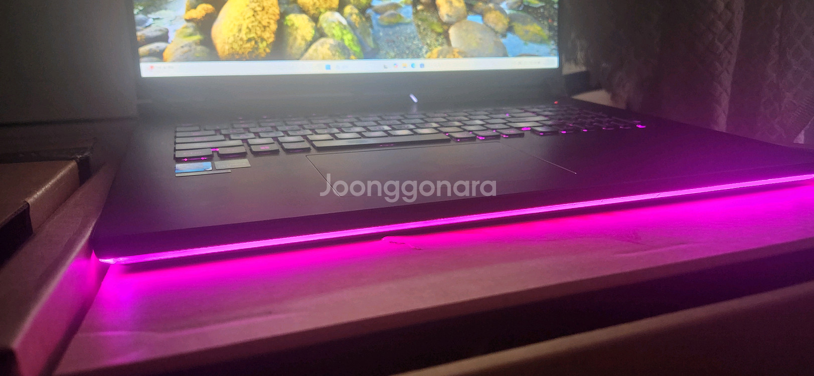 로그 스트릭스 G18 4070그래픽 게이밍노트북(풀박스--0