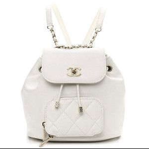 샤넬백팩