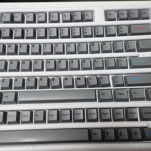 GMK Dualshot 2라 베이스+액센트 킷